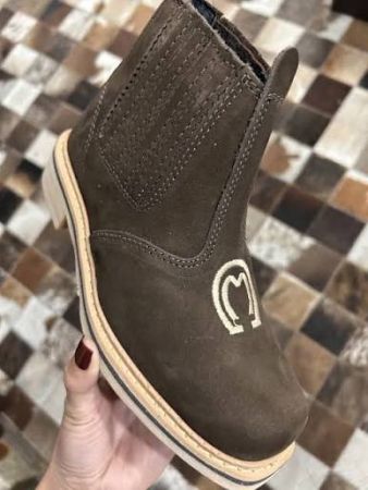 BOTINA DE COURO BECBULL CAFÉ REF 1000 Nº 40